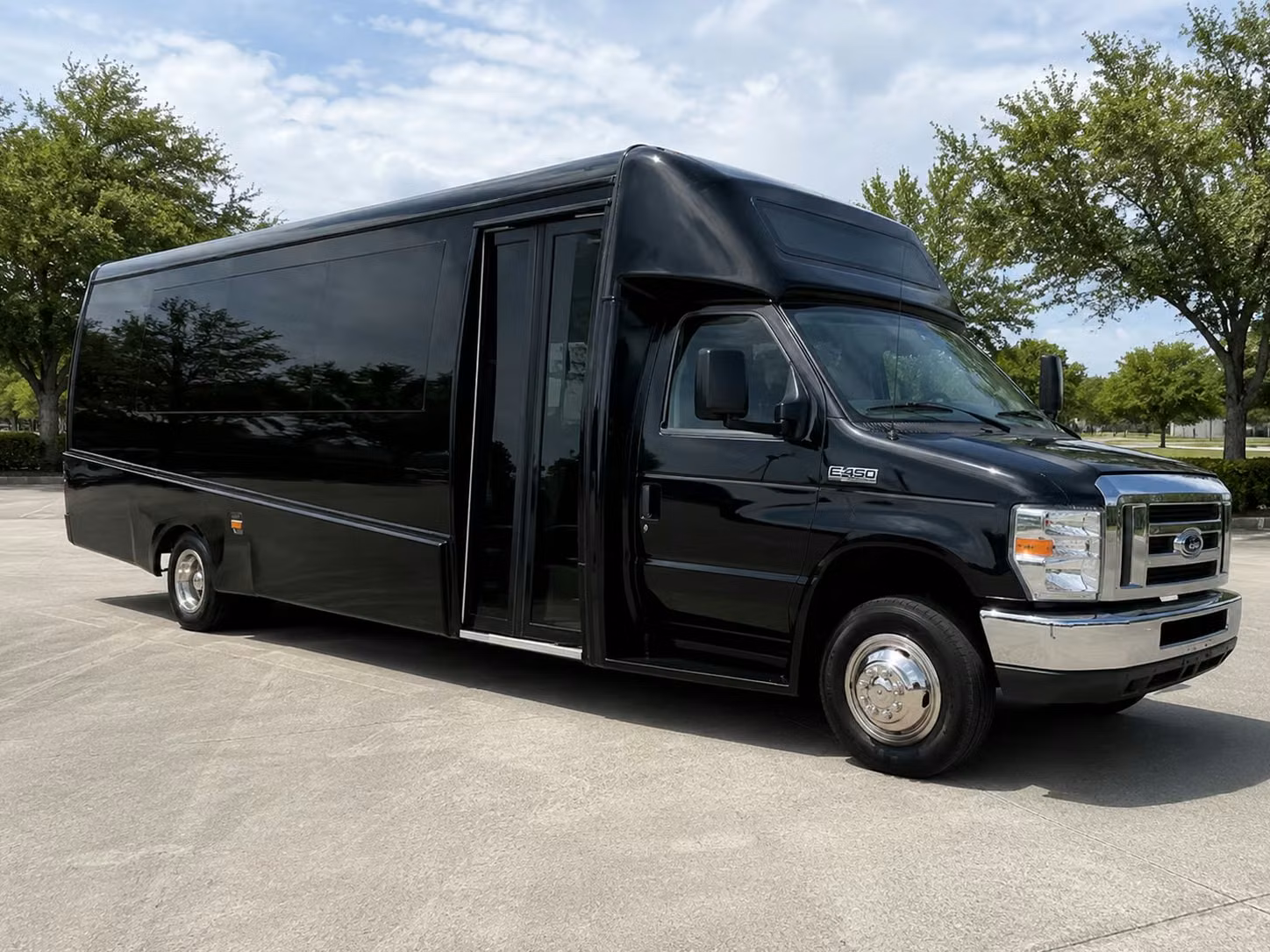 18 passenger minibus