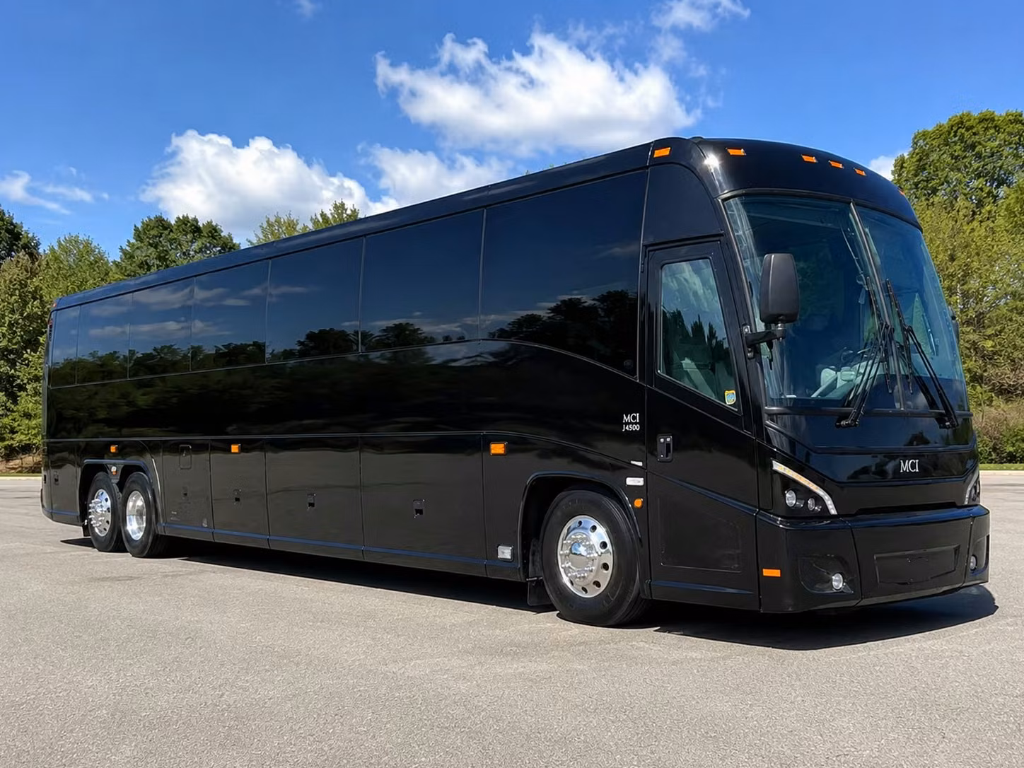 airport shuttle transportation for corporate groups arriving in miami beach