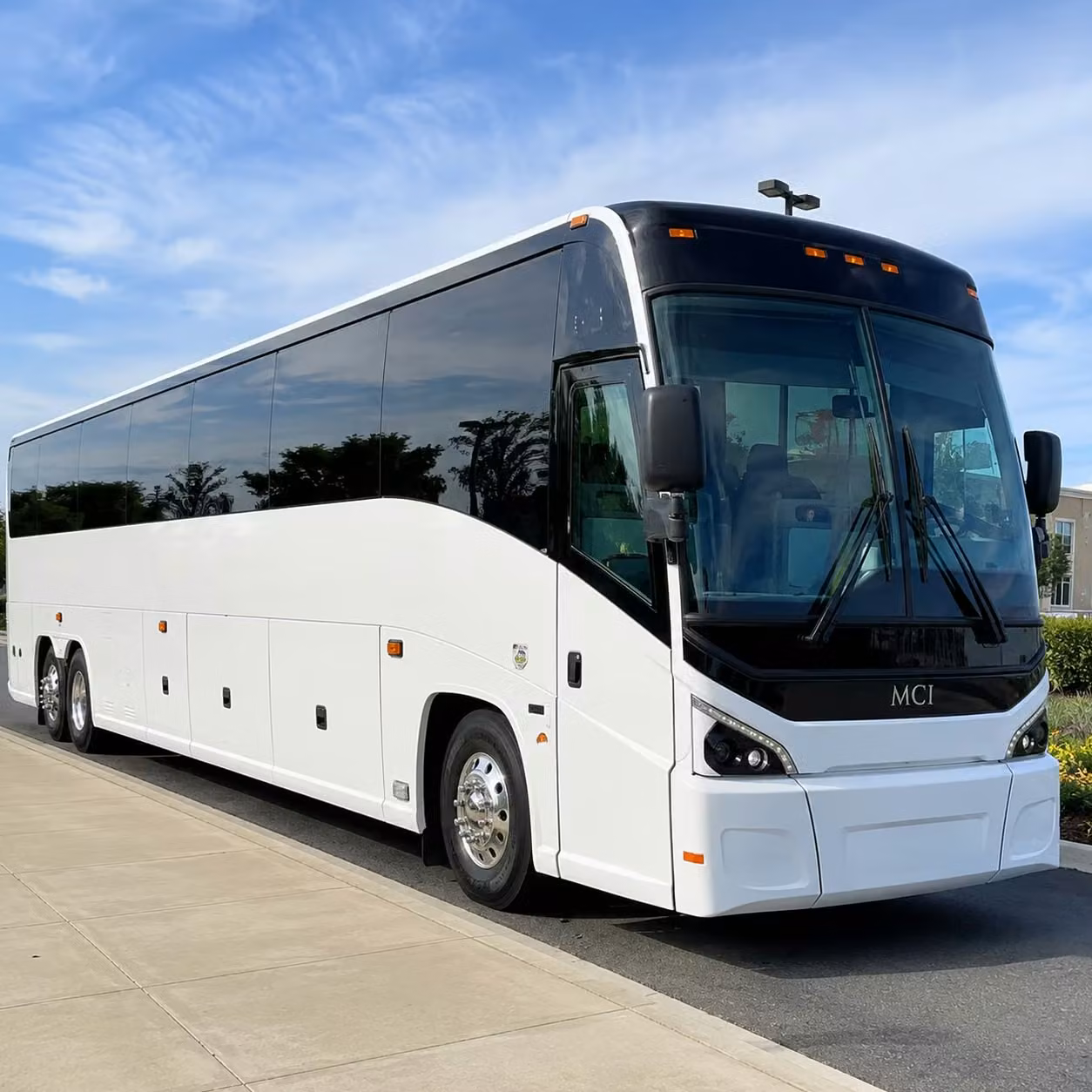 charter bus rentals for large prom groups at miami beach high schools