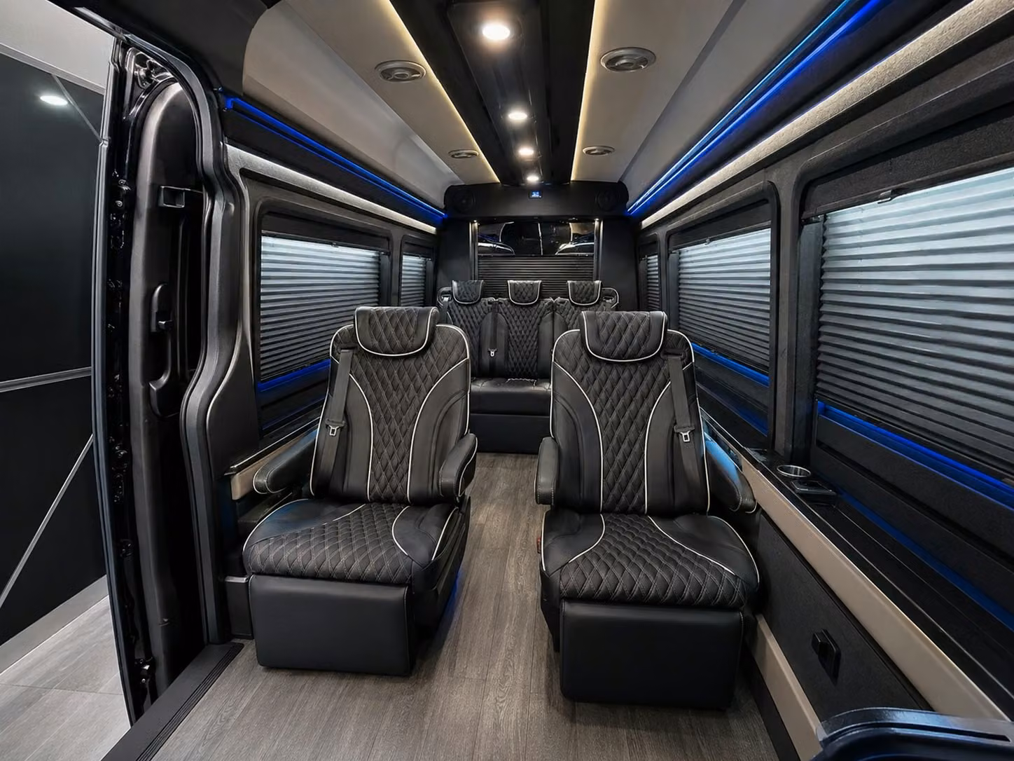 coordinating convention and corporate airport transfers to miami beach convention center
