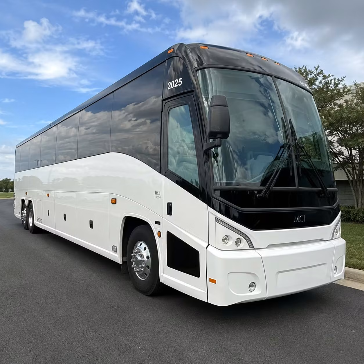 sunday service shuttles for miami beach congregations